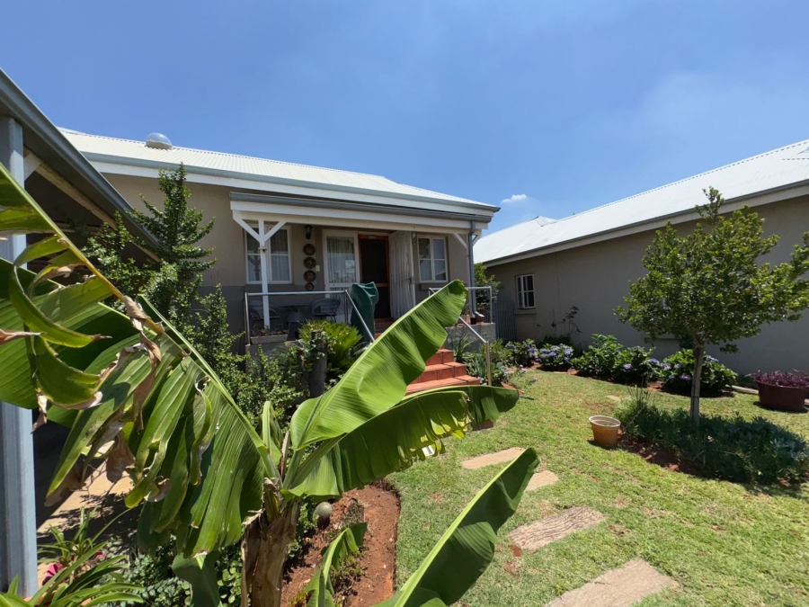 3 Bedroom Property for Sale in Waterval East North West
